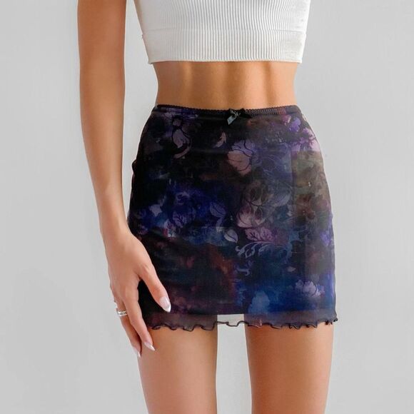 Urban Outfitters - Floral Print Mesh Frilly Mini Skirt in Black Multicolor - Picture 4 of 5